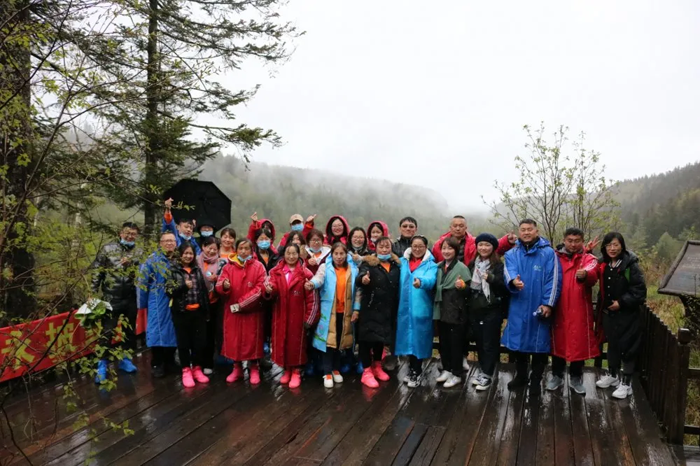 【夢想聚團隊 團隊創(chuàng)輝煌】西微雅團建活動——長白山之旅(圖16) 【夢想聚團隊 團隊創(chuàng)輝煌】西微雅團建活動——長白山之旅(圖16)