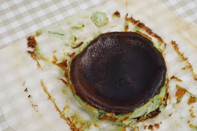 開心果味巴斯克蛋糕(圖12) 開心果味巴斯克蛋糕(圖12)